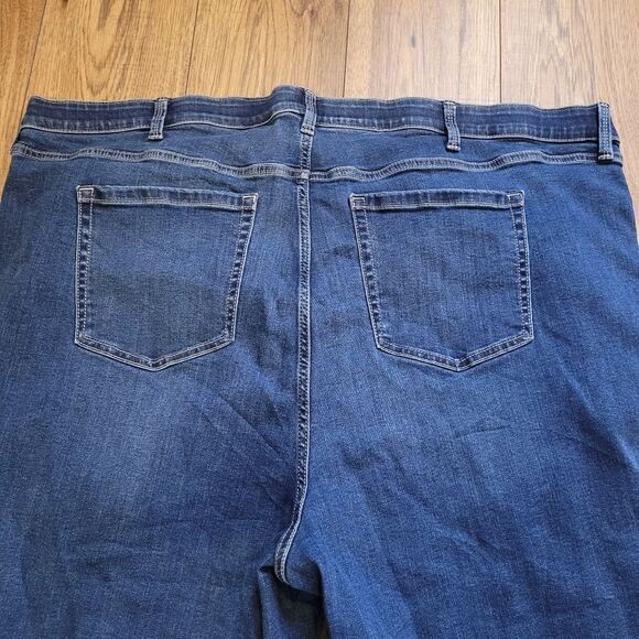 Torrid crop sky high boot super soft - Picture 8 of 8